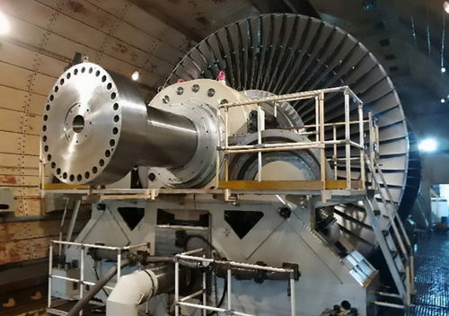 中國(guó)女焊工劉霞 攻克世界頂尖技術(shù),德國(guó)專家親自上門拜訪